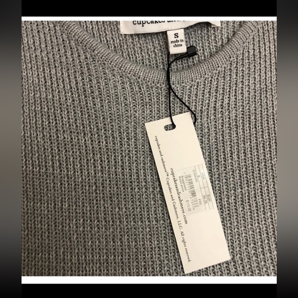 NWT Revolve| Cupcakes and Cashmere Keryn top Size Small - Picture 6 of 8